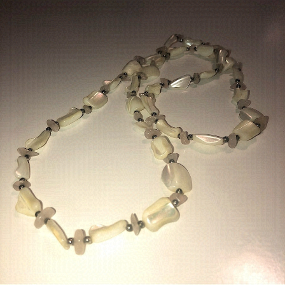 VTG Mother Of Pearl MOP & Rose Quartz Stone Beaded Endless Necklace No Clasp 31”
